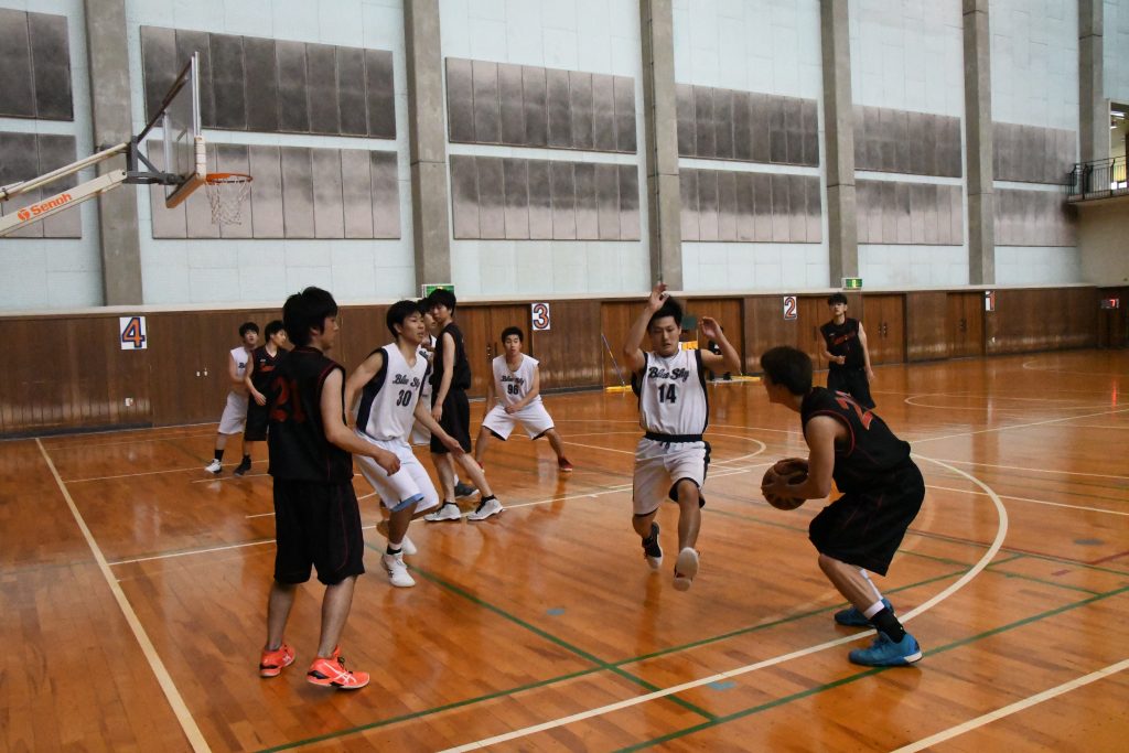 12日 市民体育大会バスケット競技一般の部開幕 公益財団法人 さいたま市スポーツ協会web