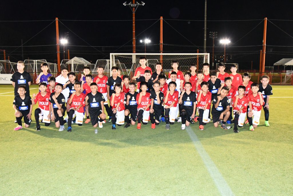 17日 メキシコ トルーカ少年サッカーチーム 浦和レッズ Fc浦和と練習試合 公益財団法人 さいたま市スポーツ協会web